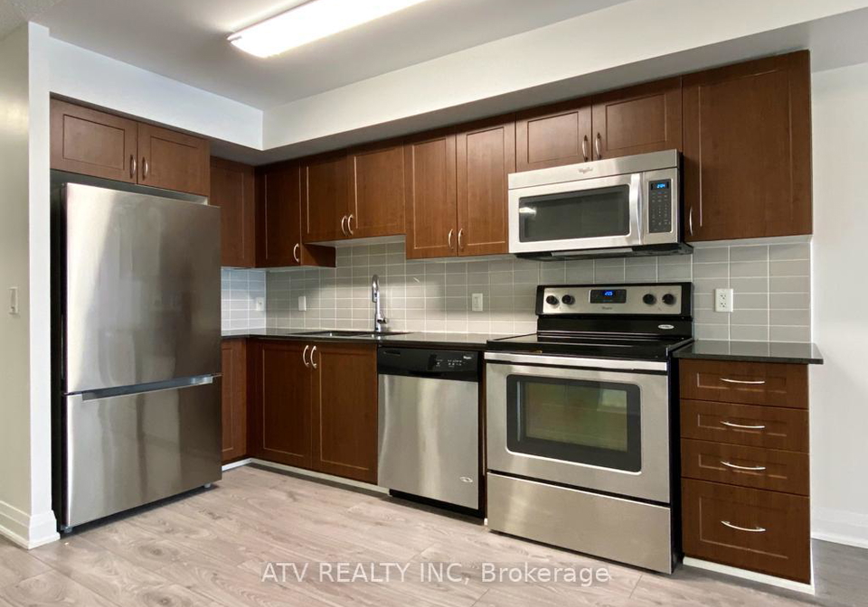 376-highway-7-richmond-hill-ontario-n12653112