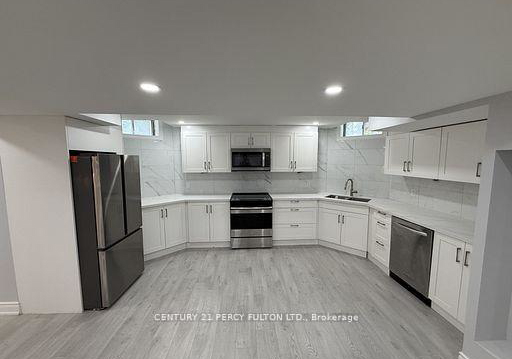 932-schaeffer-outlook-newmarket-ontario-n12654214