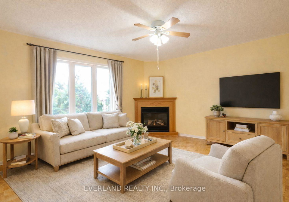 49-falling-river-drive-richmond-hill-ontario-n12655024