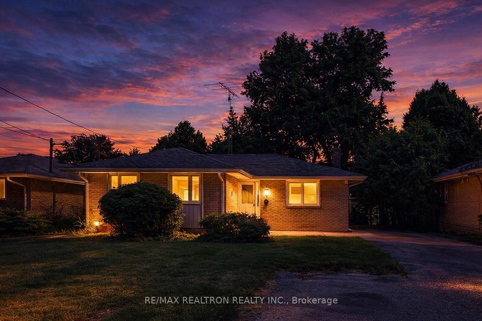318-paliser-crescent-s-richmond-hill-ontario-n12655146