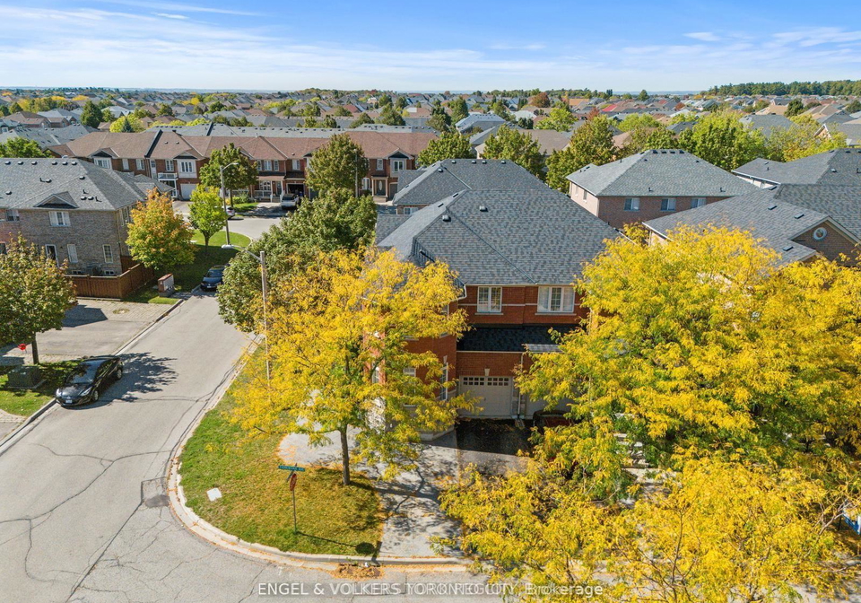 2-fiorentina-avenue-vaughan-ontario-n12655782