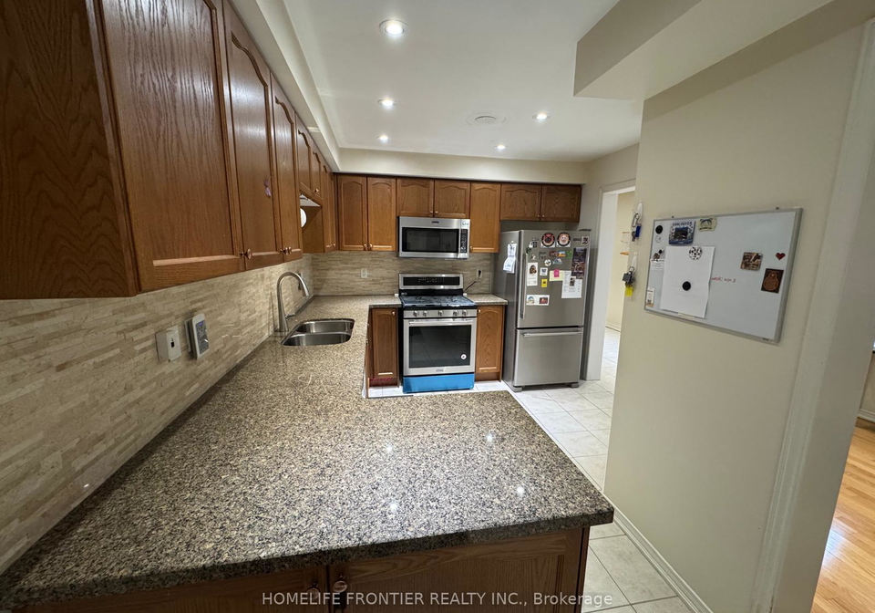 14-barr-crescent-aurora-ontario-n12655836