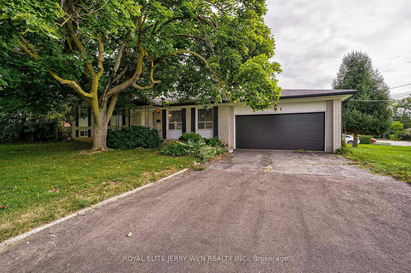 1-mira-road-markham-ontario-n12657872