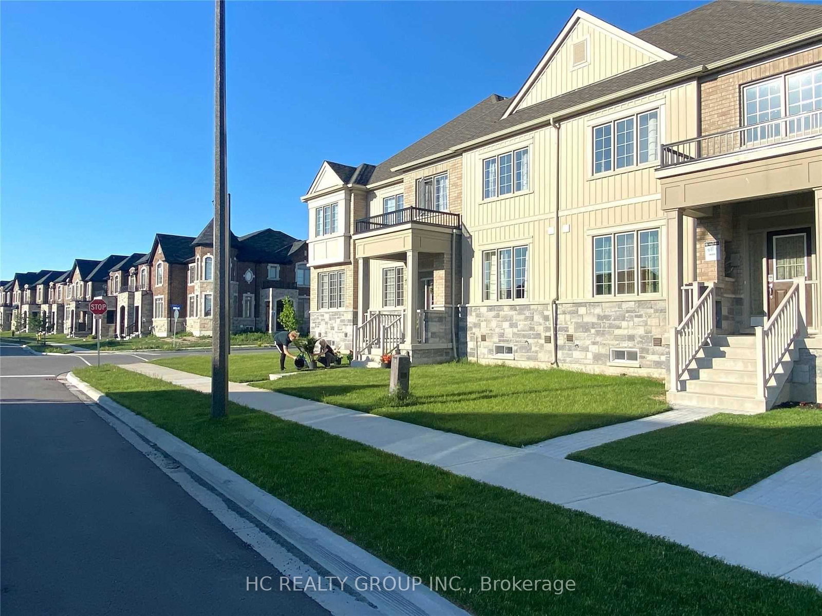 33-carratuck-street-east-gwillimbury-ontario-n12657996