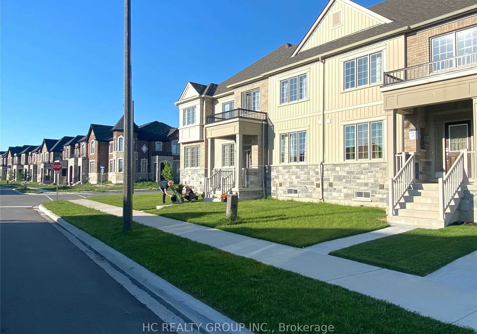 33-carratuck-street-east-gwillimbury-ontario-n12657996