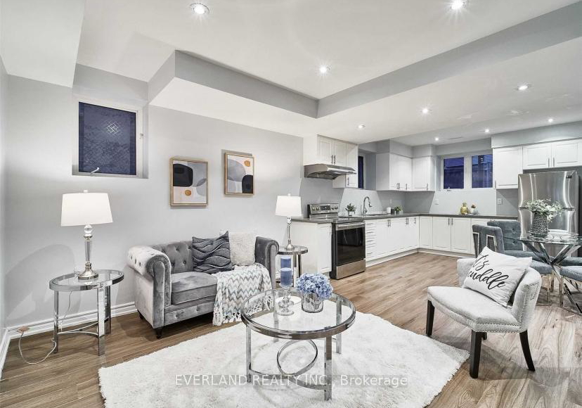 8-tarmack-drive-richmond-hill-ontario-n12658076