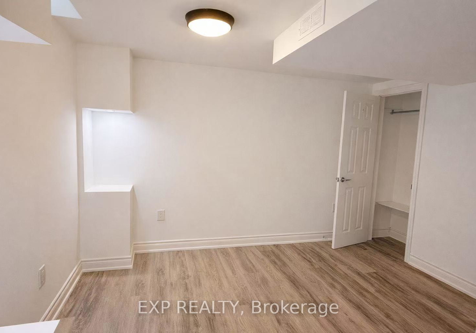 135-warren-bradley-street-markham-ontario-n12659010