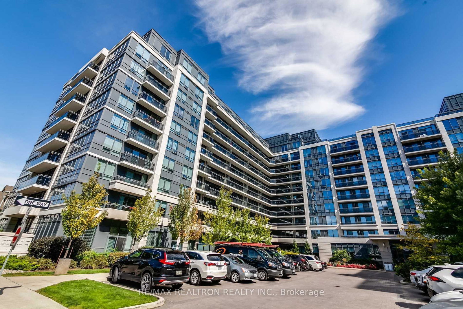 376-highway-7-richmond-hill-ontario-n12659568