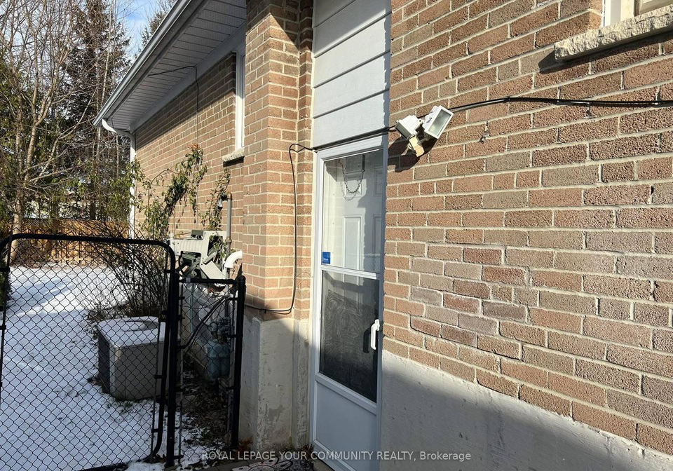 299-towercrest-drive-newmarket-ontario-n12660538