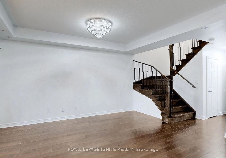 38-greensborough-village-circle-markham-ontario-n12660680