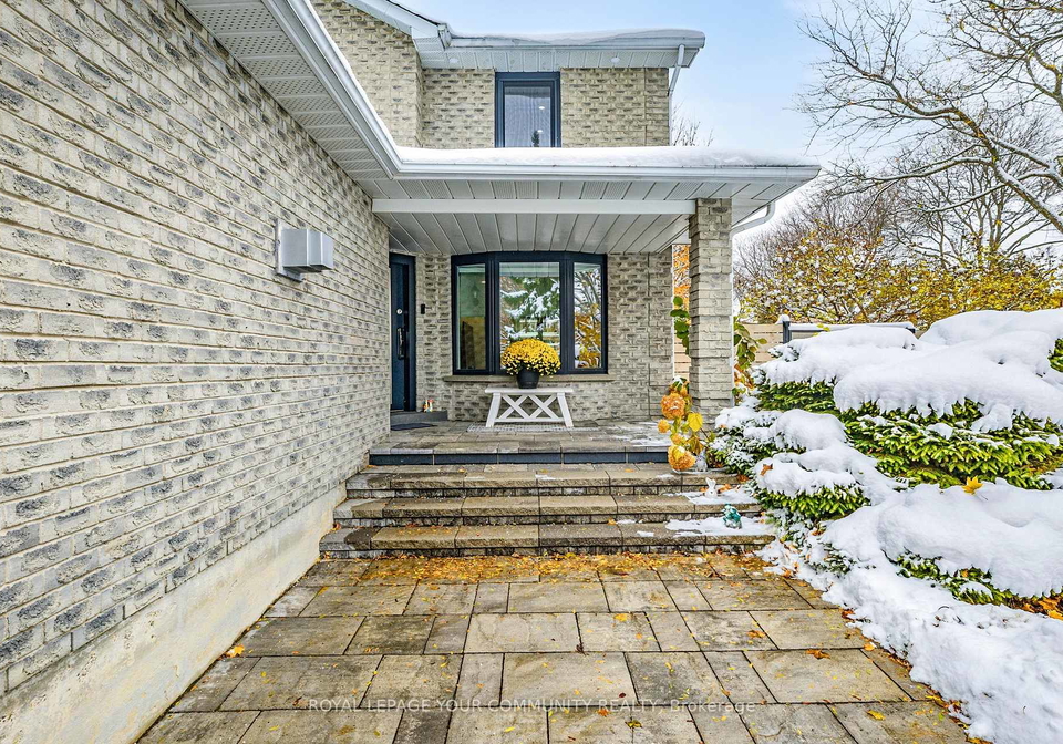 1-mendys-forest-aurora-ontario-n12660878