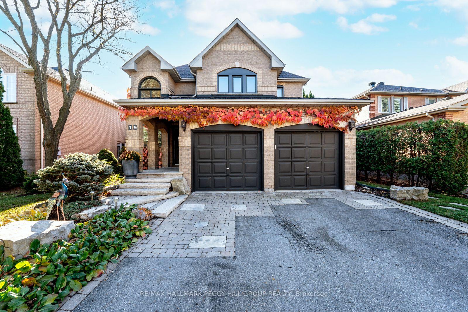 15-charing-crescent-aurora-ontario-n12661554