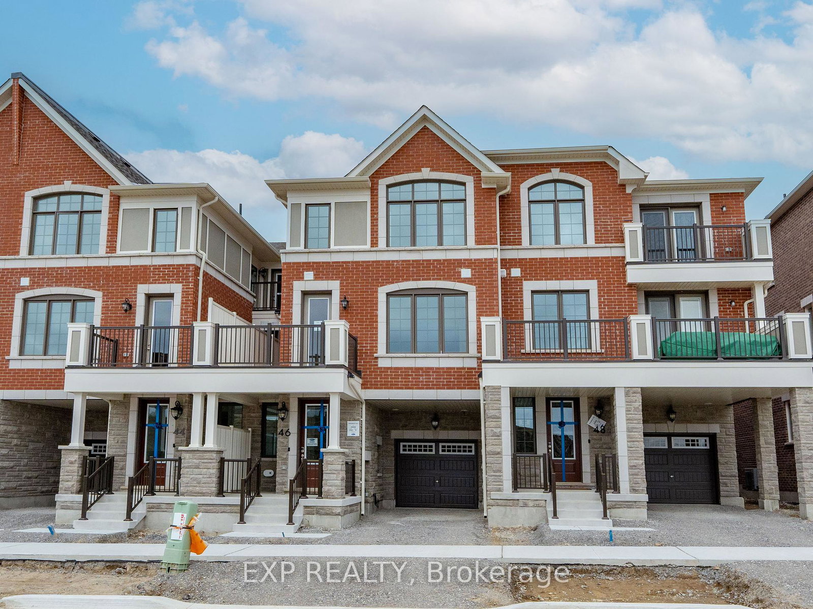 46-azure-drive-markham-ontario-n12663154