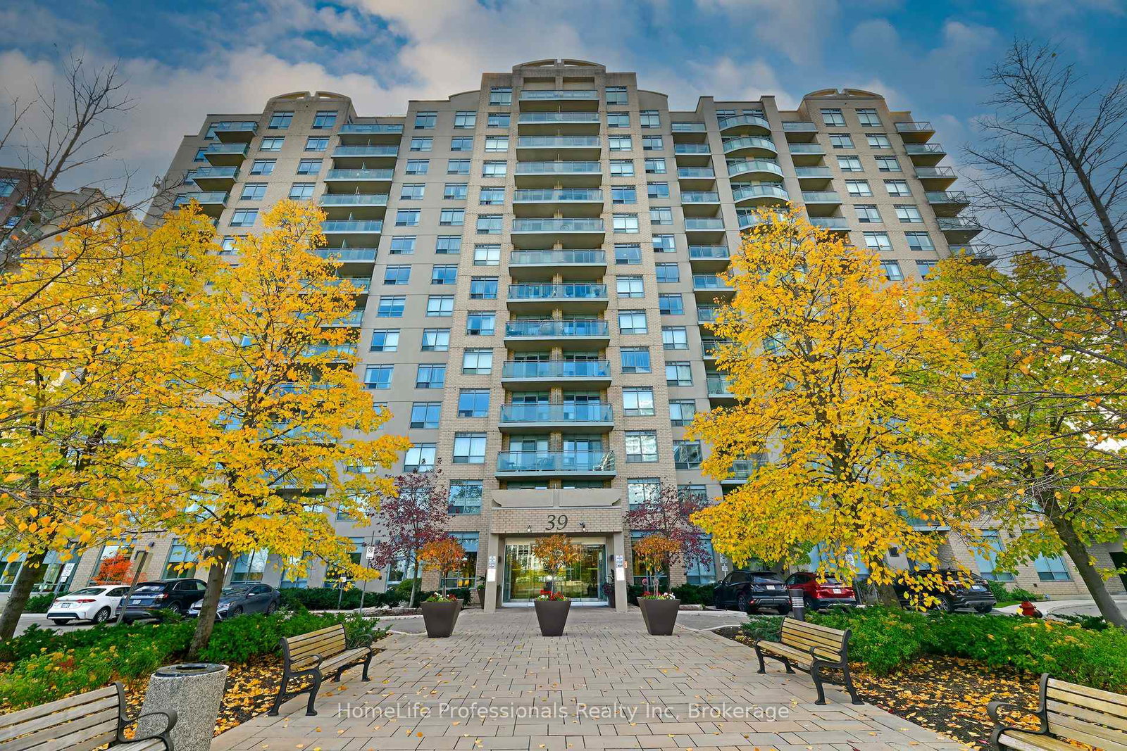 39-oneida-crescent-richmond-hill-ontario-n12663344