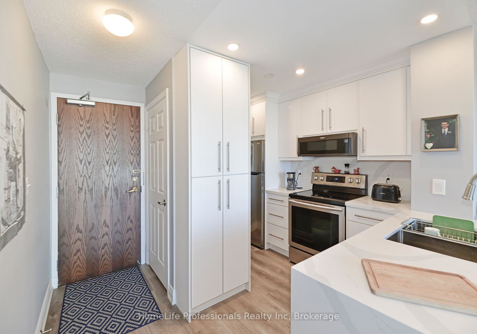 39-oneida-crescent-richmond-hill-ontario-n12663344