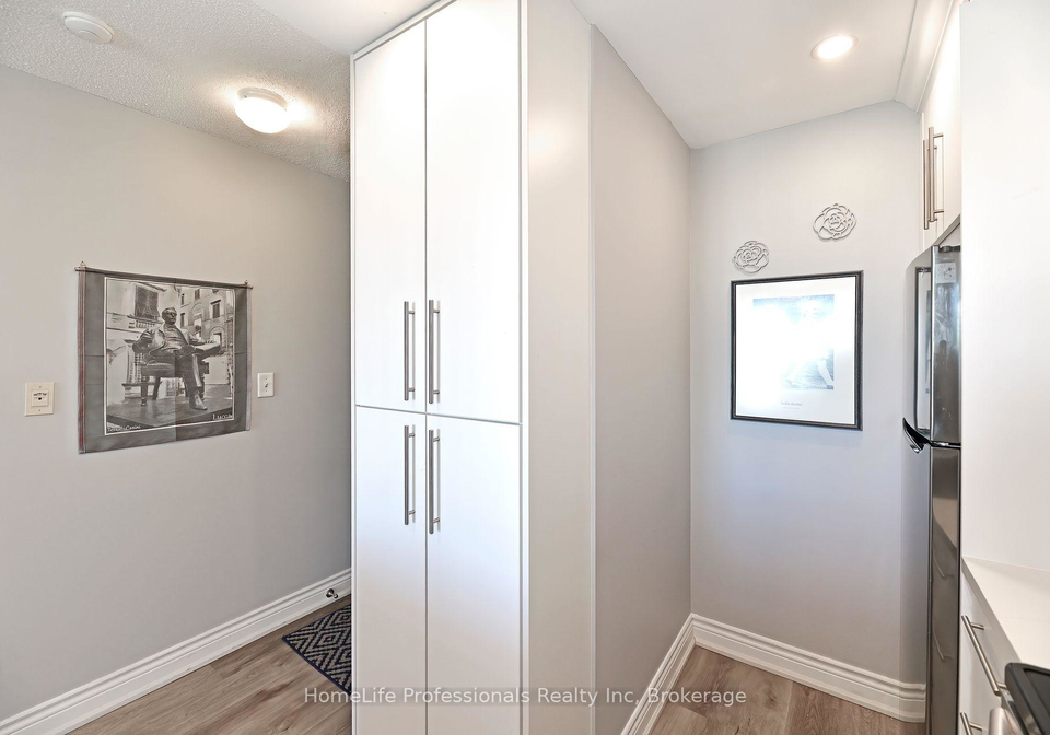 39-oneida-crescent-richmond-hill-ontario-n12663344