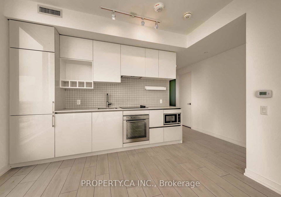 898-portage-parkway-vaughan-ontario-n12664012