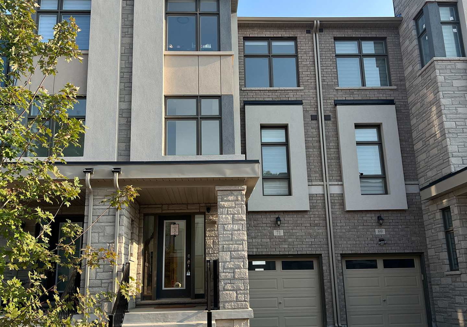 71-puisaya-drive-richmond-hill-ontario-n12664284