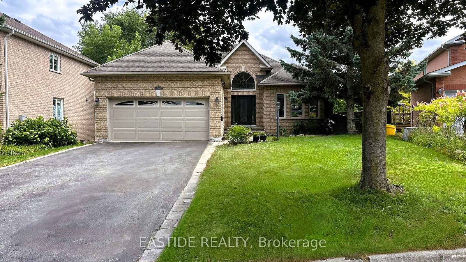 570-roeder-court-newmarket-ontario-n12664308
