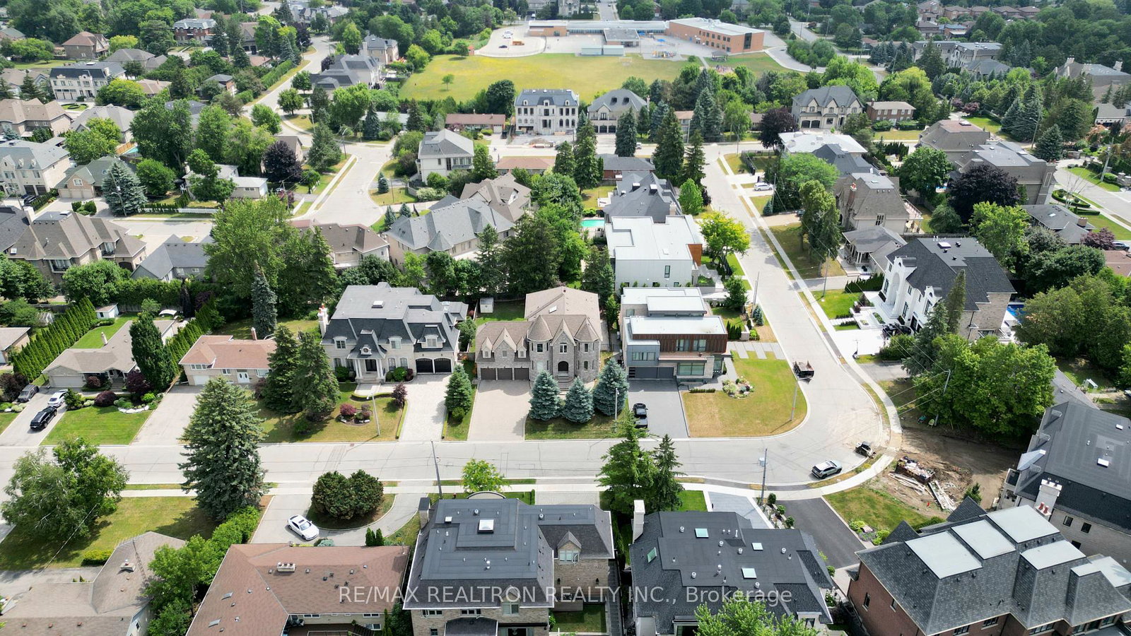 12-orlon-crescent-richmond-hill-ontario-n12665146