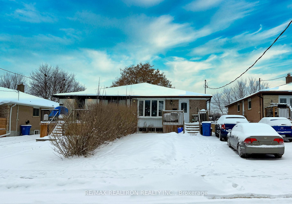 705-sunnypoint-drive-newmarket-ontario-n12665440