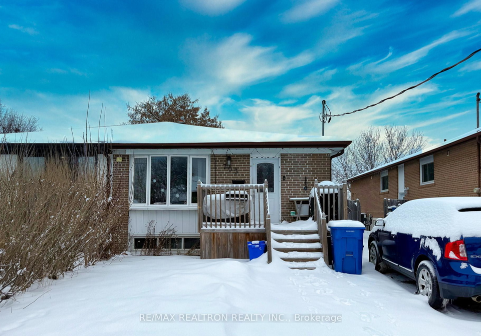 705-sunnypoint-drive-newmarket-ontario-n12665440