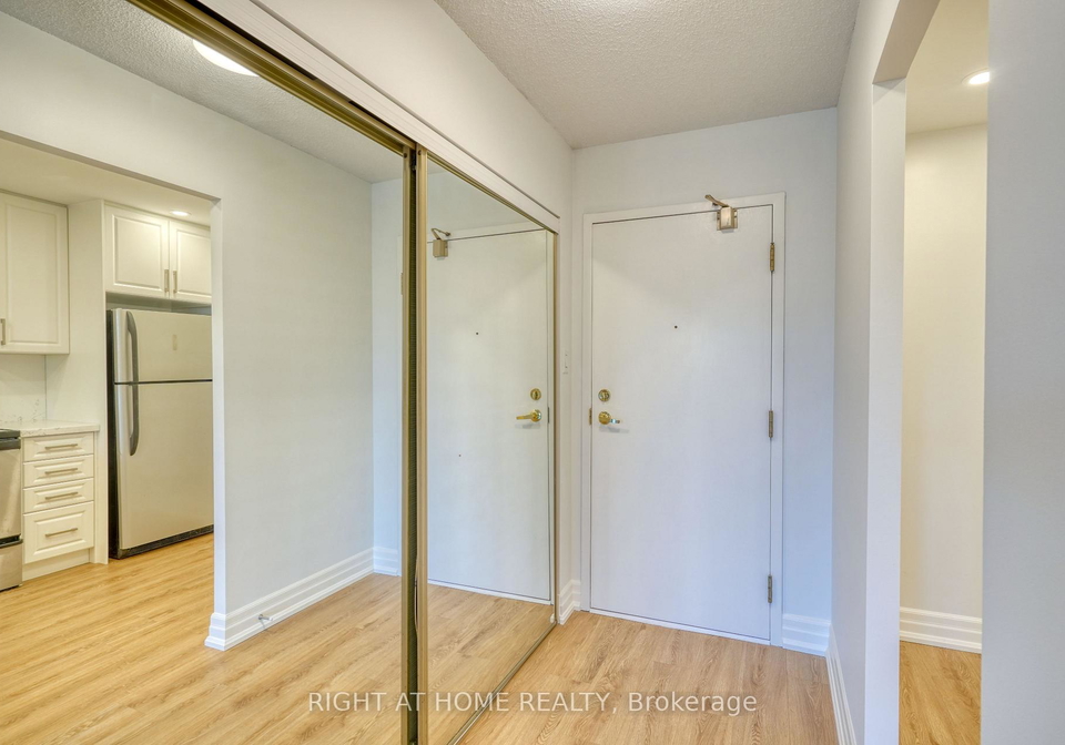 32-clarissa-drive-richmond-hill-ontario-n12666230