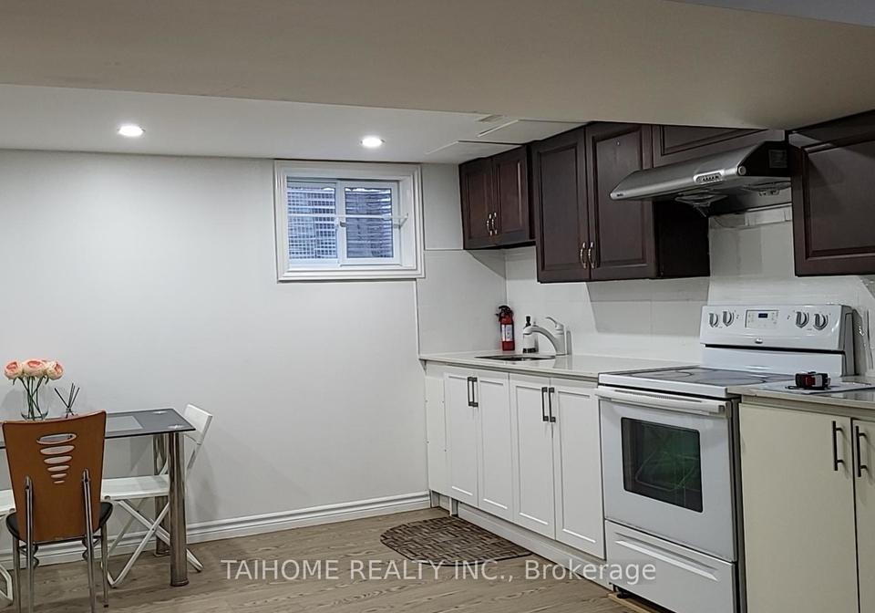 121-lyndhurst-drive-markham-ontario-n12670766