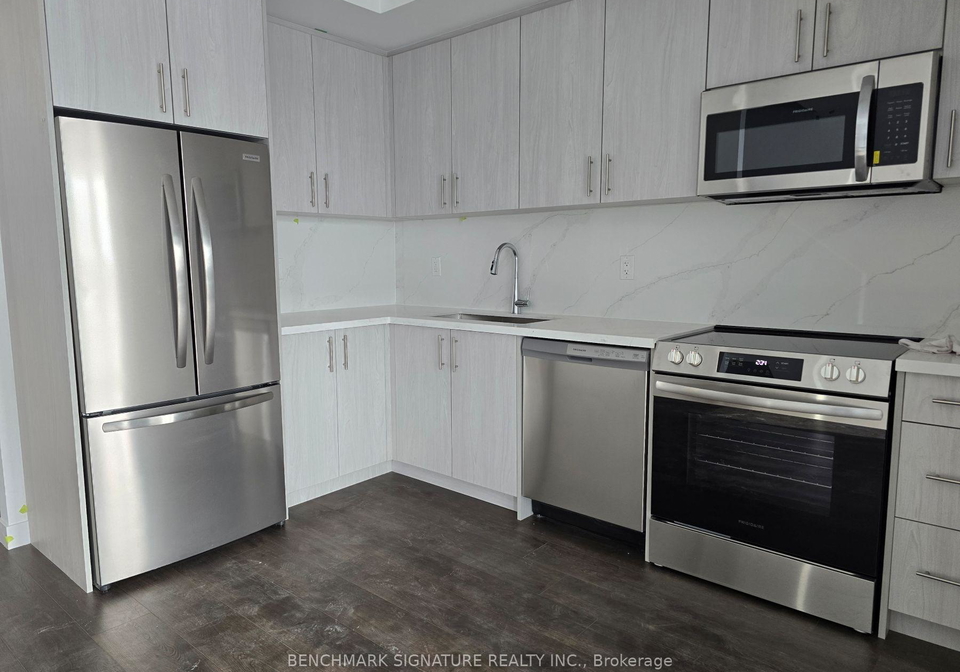 30-markdale-lane-markham-ontario-n12670920