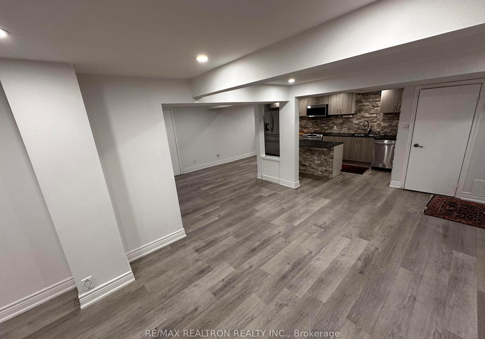 524-bristol-road-newmarket-ontario-n12671134