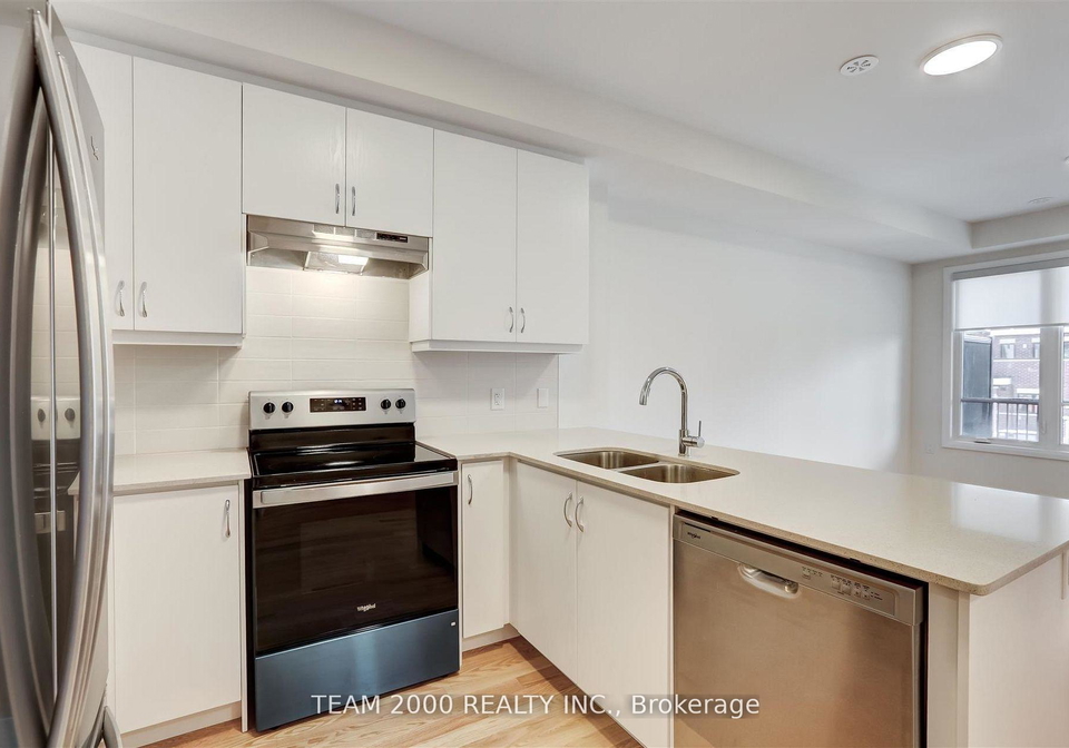 60-baynes-way-bradford-west-gwillimbury-ontario-n12671306