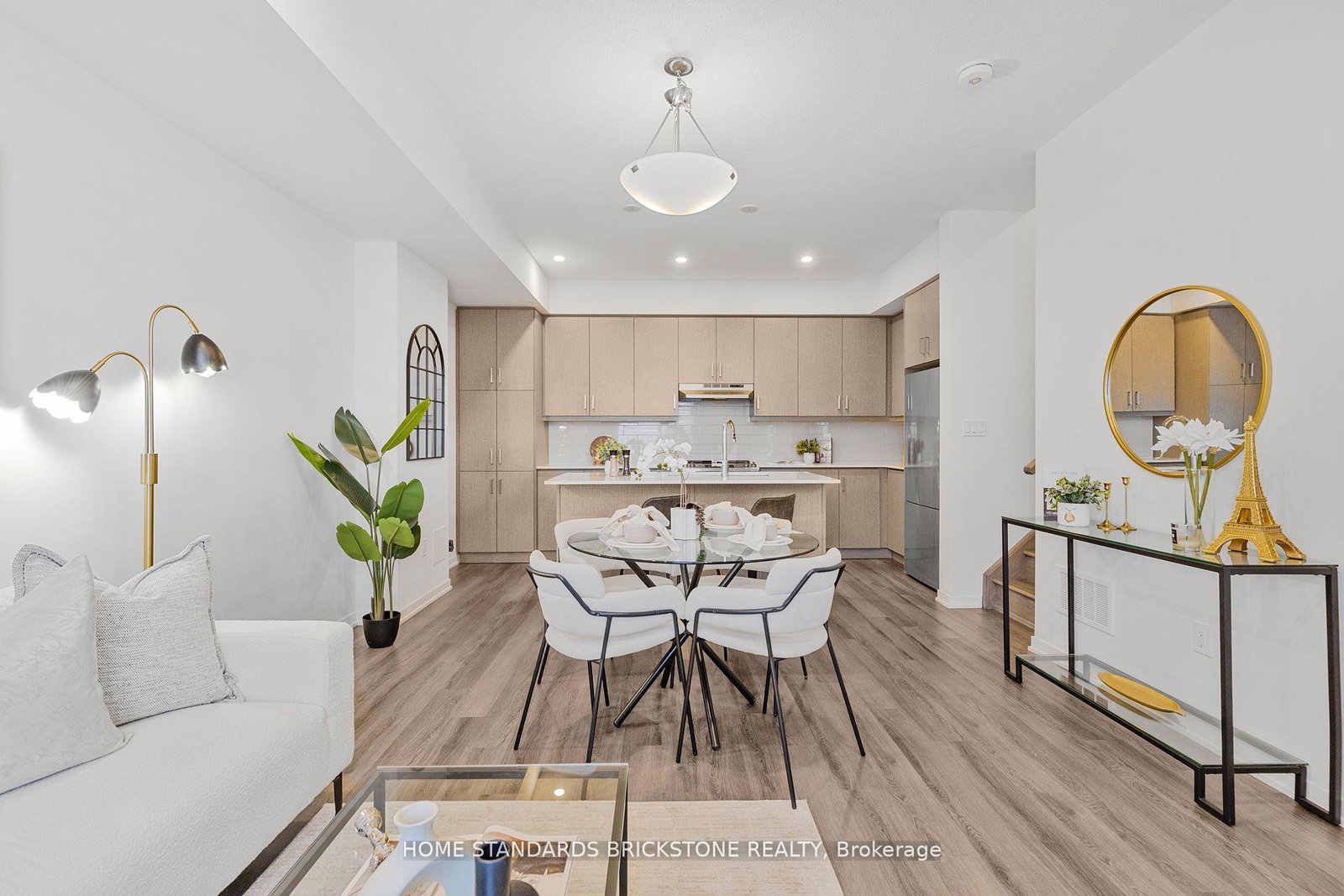 90-honeycrisp-crescent-vaughan-ontario-n12672800