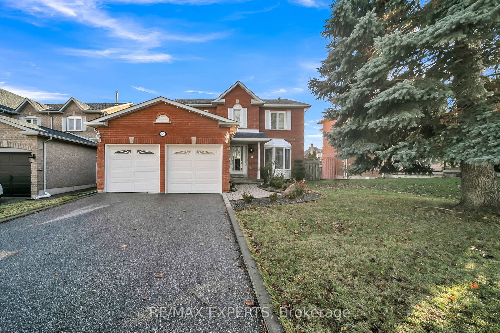 36-savage-road-newmarket-ontario-n12673816