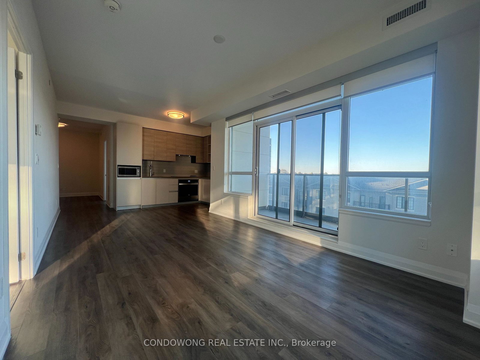 396-highway-7-e-richmond-hill-ontario-n12674292