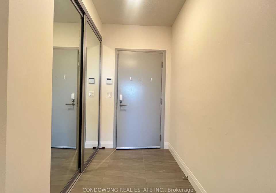 396-highway-7-e-richmond-hill-ontario-n12674292