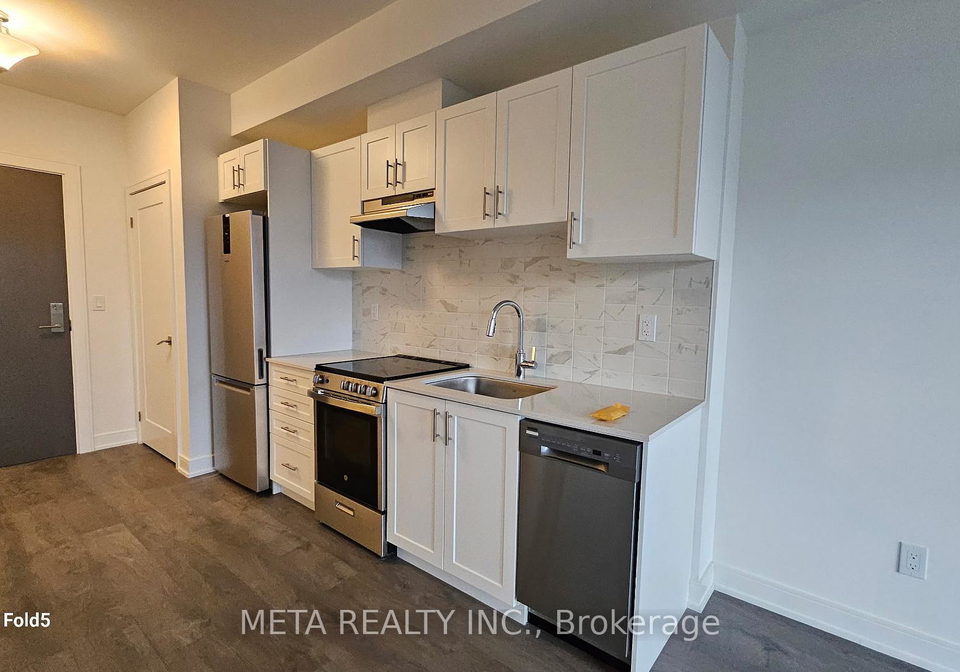 715-davis-drive-newmarket-ontario-n12674352