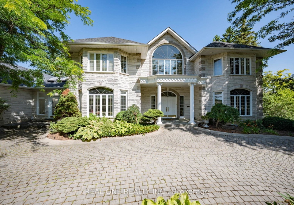 14-alm-court-aurora-ontario-n12674676