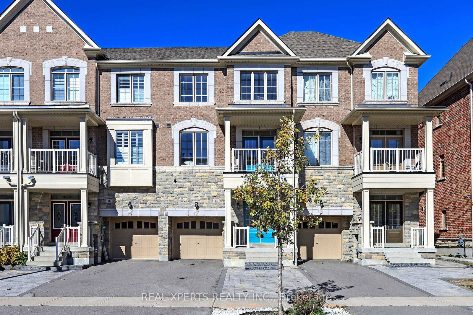 18-farooq-boulevard-vaughan-ontario-n12675166