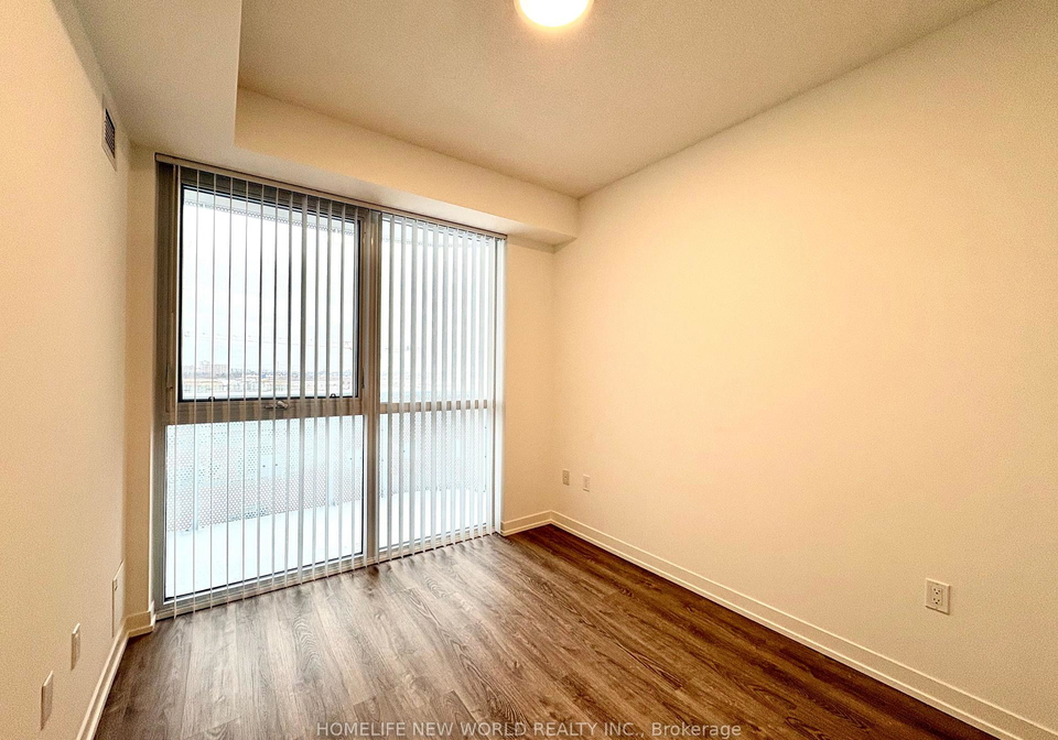 8-interchange-way-vaughan-ontario-n12675986