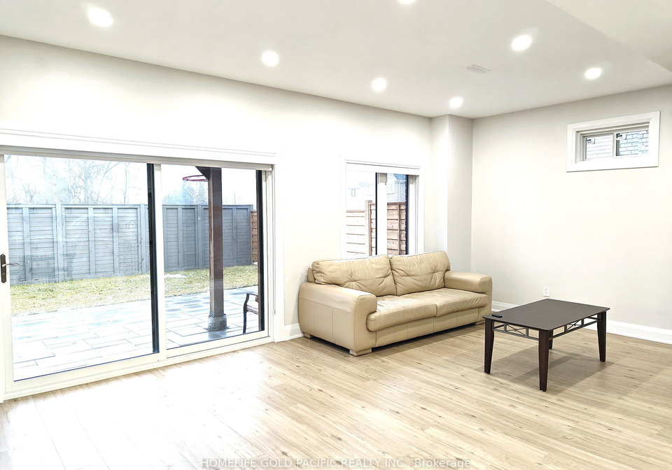 22-pine-hill-crescent-aurora-ontario-n12676352