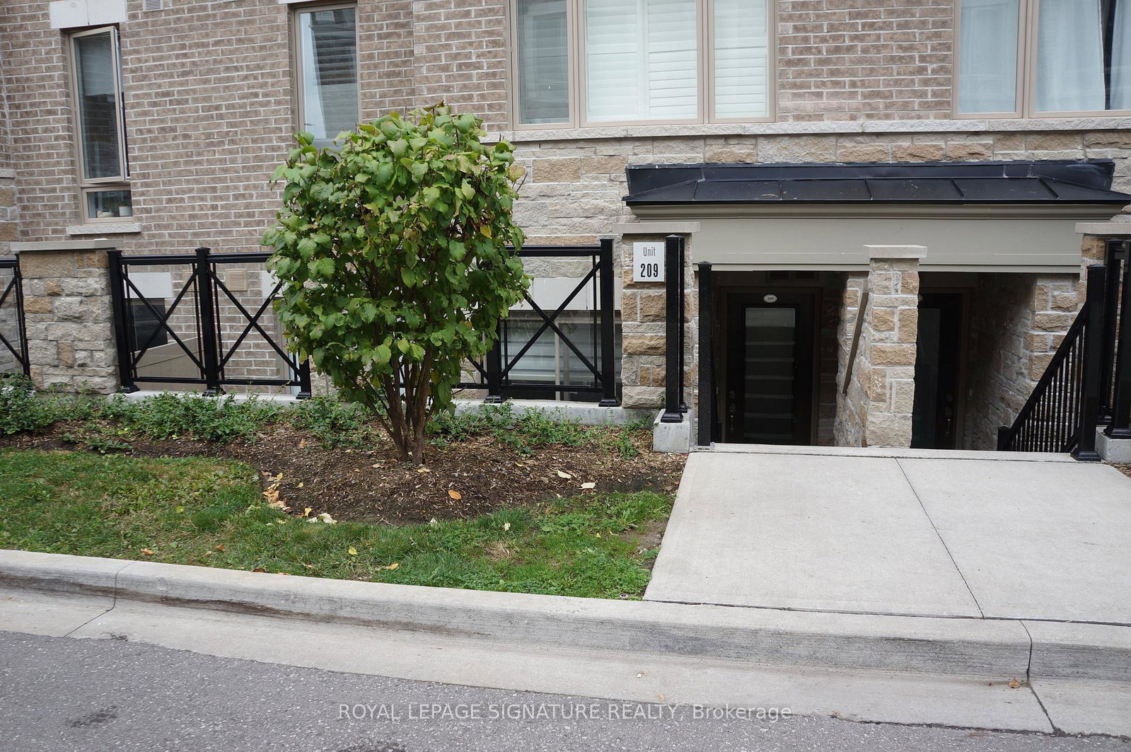 10-dunsheath-way-markham-ontario-n12676436