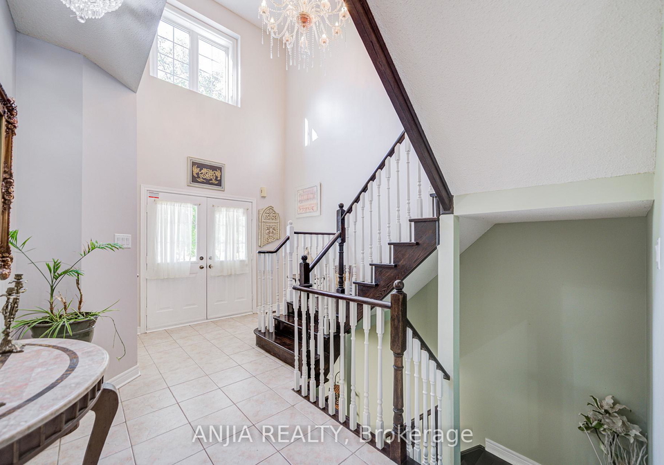384-highglen-avenue-markham-ontario-n12677134