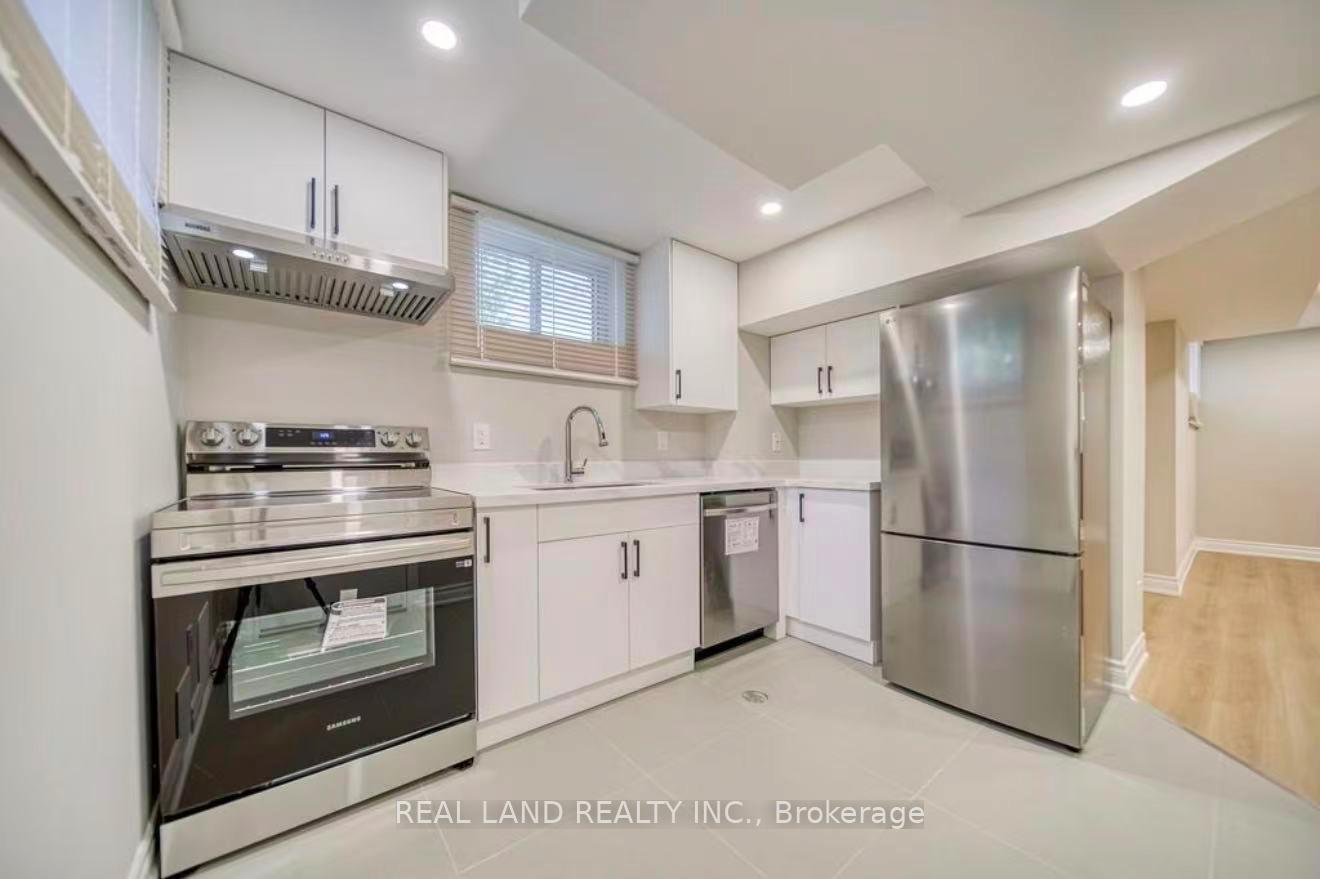 82-oxford-street-richmond-hill-ontario-n12677406