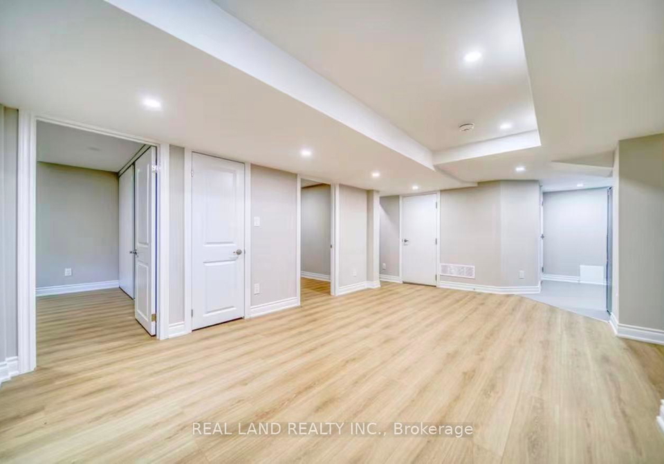82-oxford-street-richmond-hill-ontario-n12677406