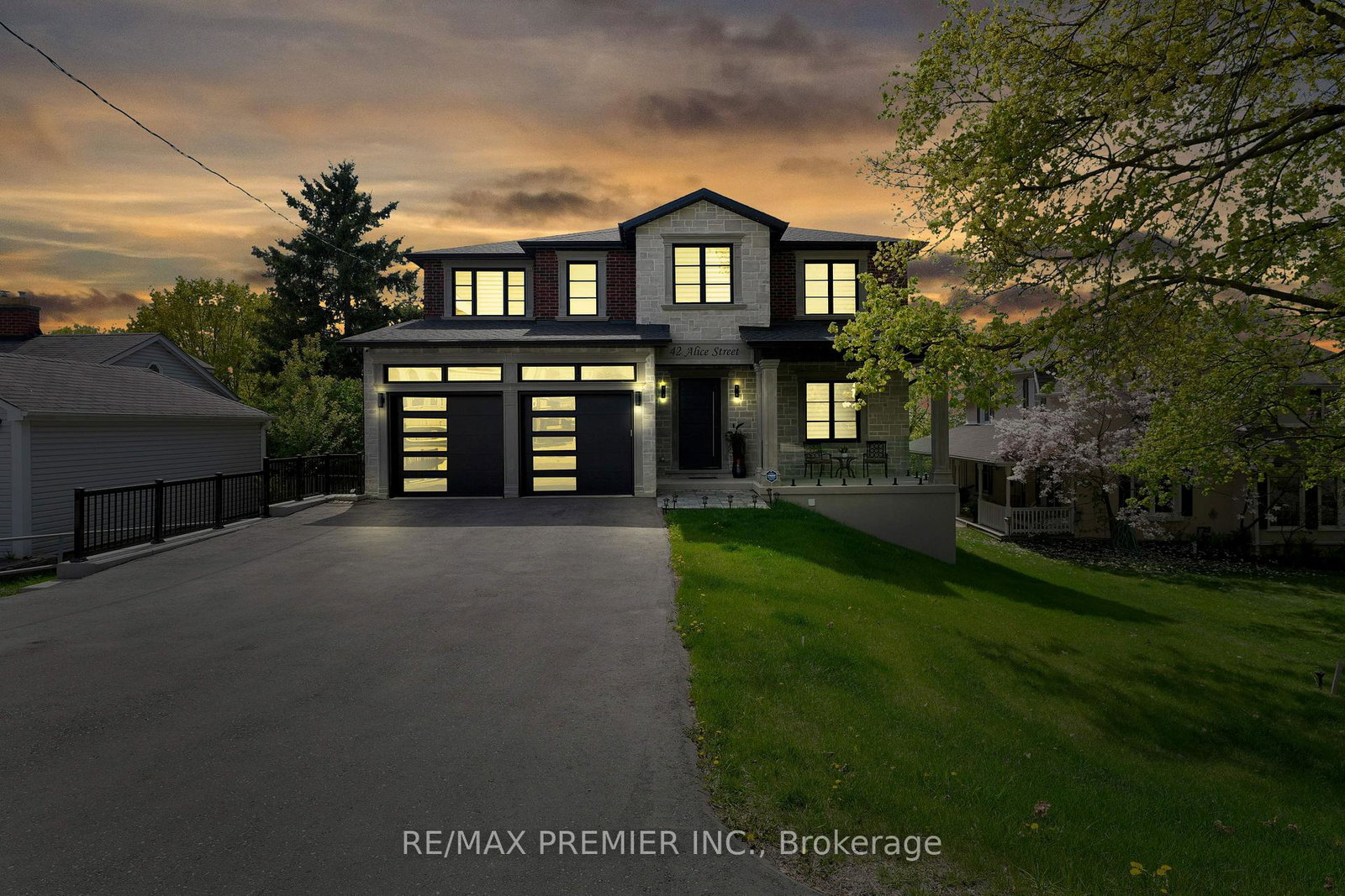 42-alice-street-east-gwillimbury-ontario-n12677762