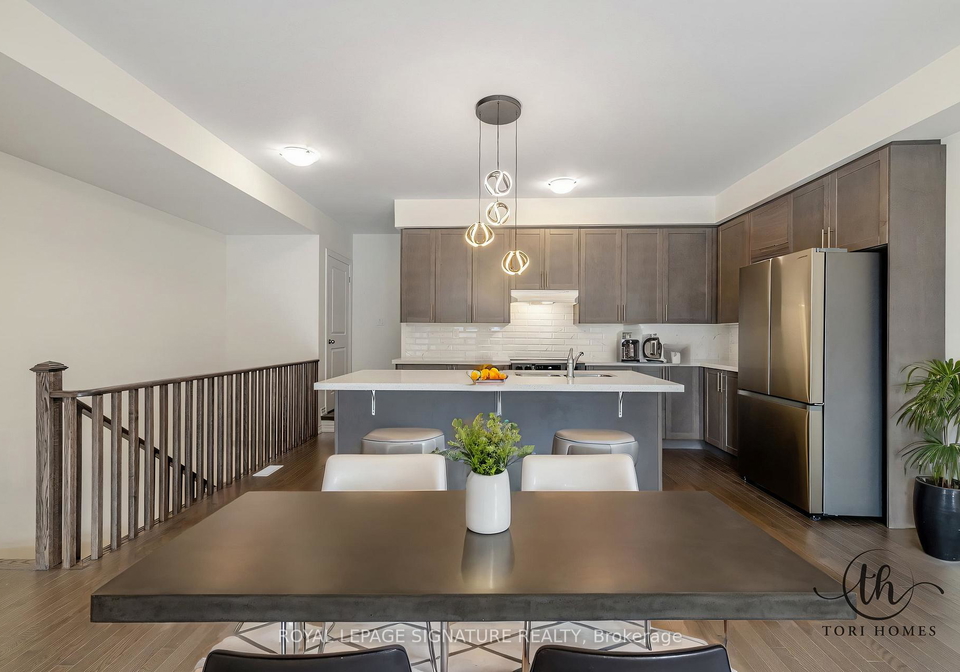 19-gunton-street-aurora-ontario-n12677956