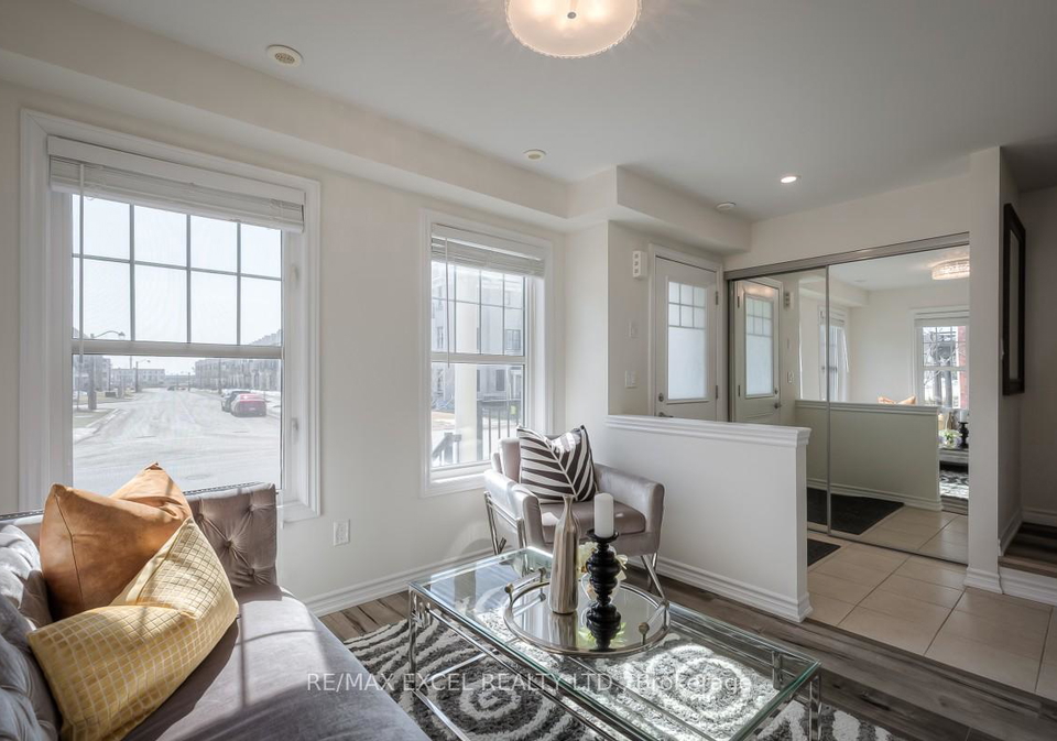 19-boadway-crescent-whitchurch-stouffville-ontario-n12678440