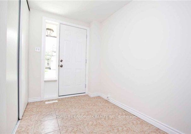 16-new-port-way-markham-ontario-n12679122