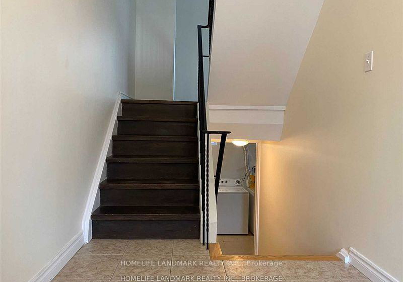 16-new-port-way-markham-ontario-n12679122
