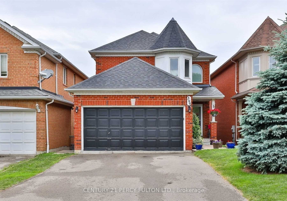 396-hewitt-circle-newmarket-ontario-n12680004